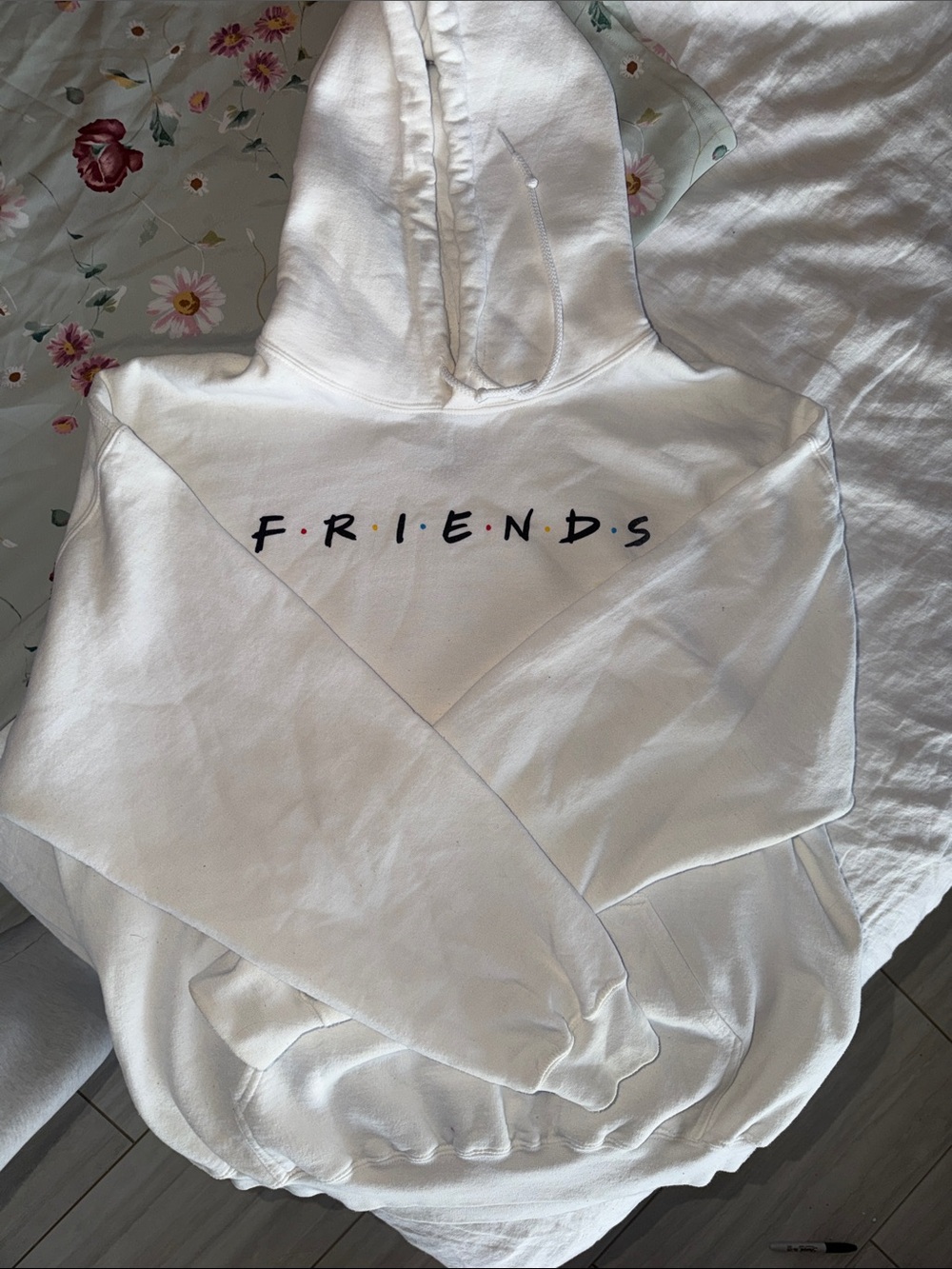 FRIENDS - Oversized Retro Style Sweatshirt - Official Merch